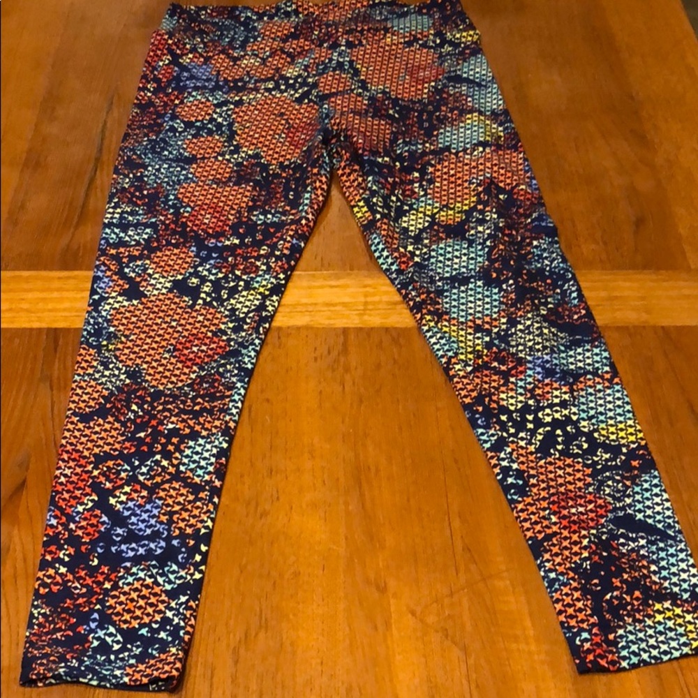LuLaRoe Tall & Curvy Leggings